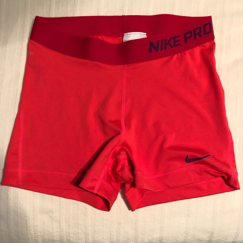 Nike pro training shorts - women’s